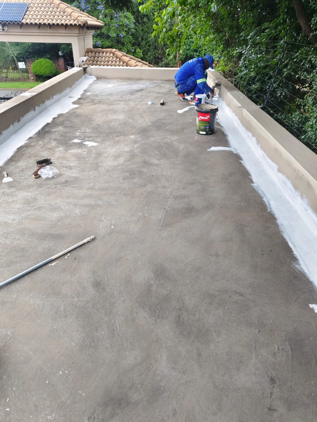 Perimeter Sealant Application